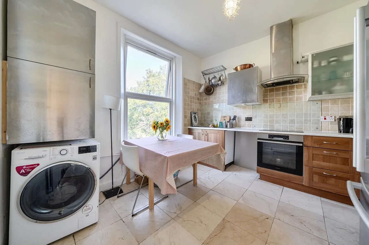 Coldharbour Lane, SE5, photo 9