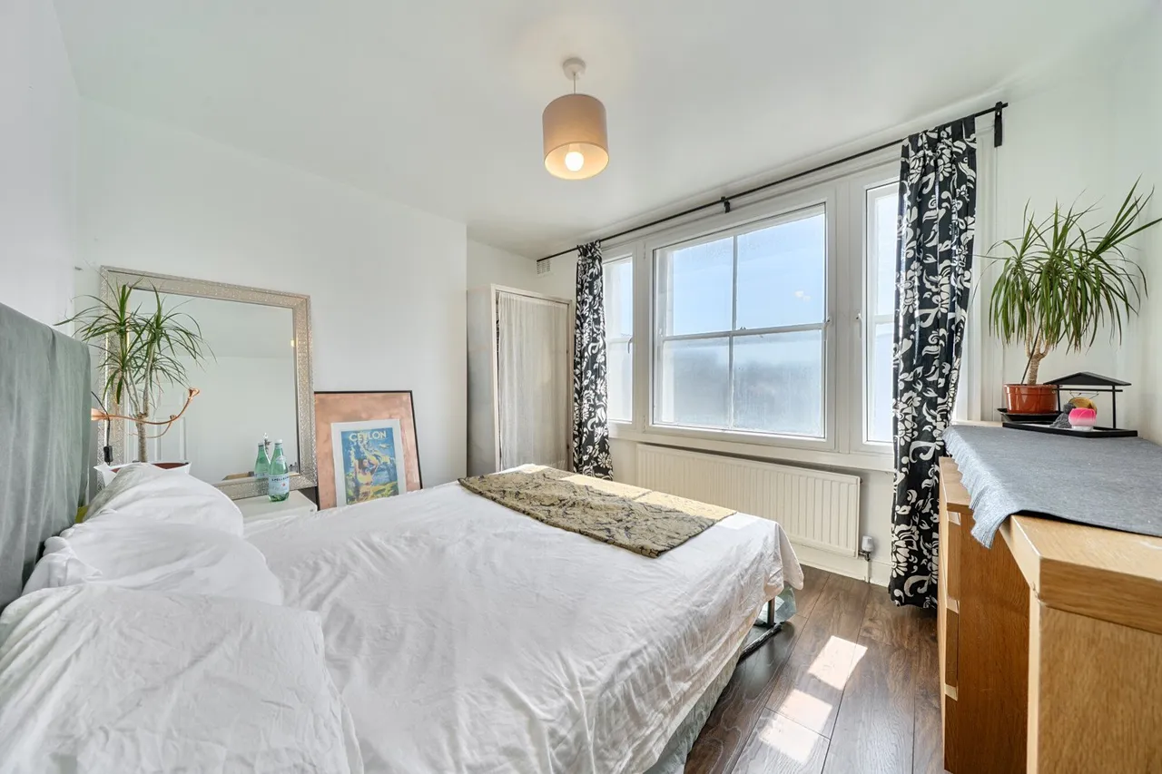 Coldharbour Lane, SE5, photo 15