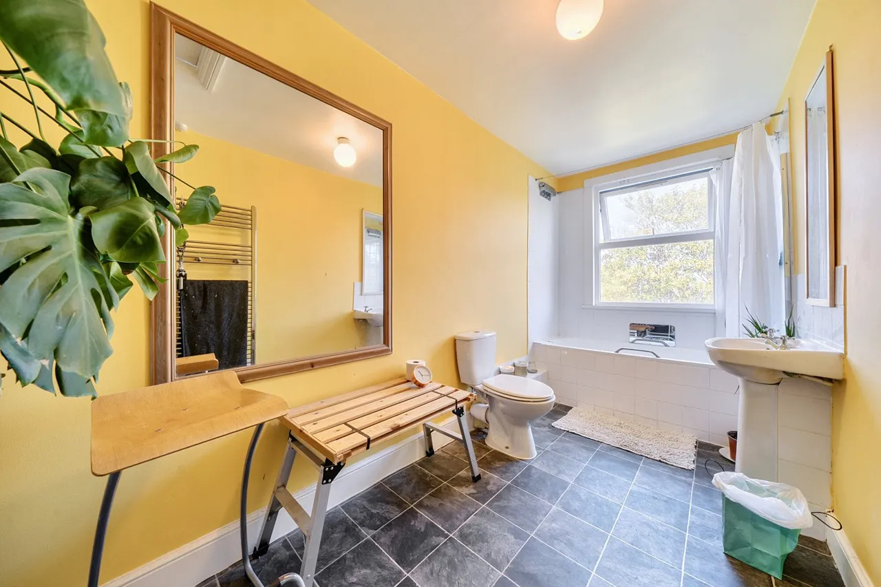 Coldharbour Lane, SE5, photo 10