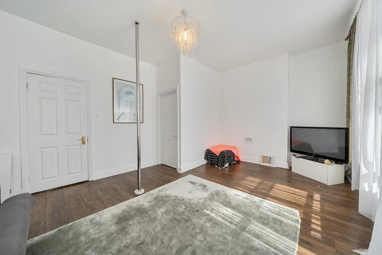 Coldharbour Lane, SE5, photo 14
