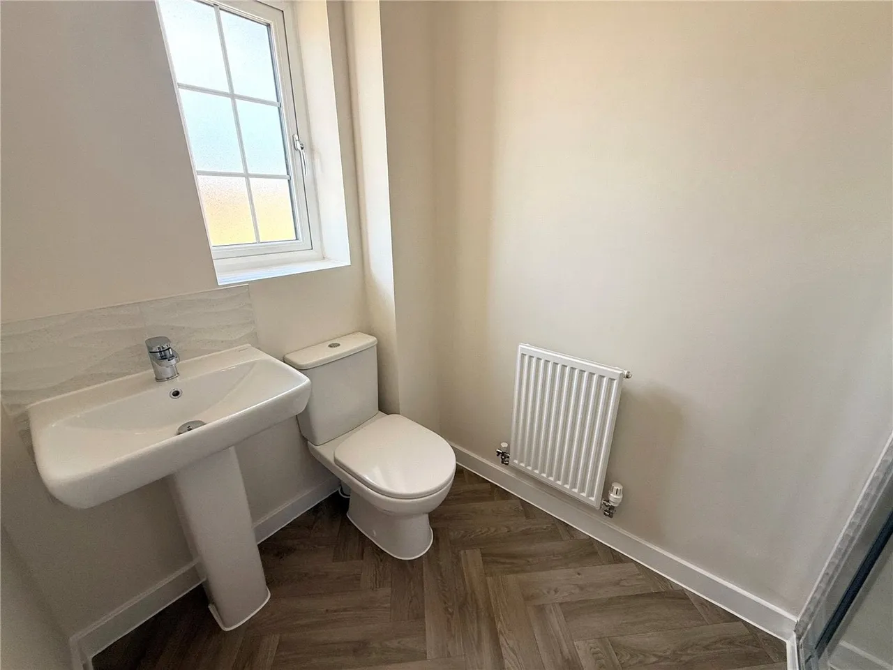 Fawcett Avenue, Sleaford, Lincolnshire, NG34, photo 6