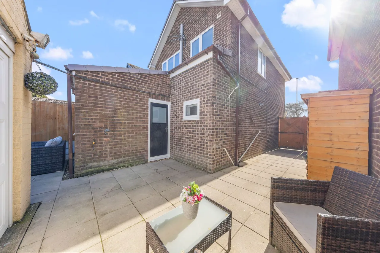 Winchester Avenue, Great Sankey, Warrington, Warrington, WA5 1XX, photo 16
