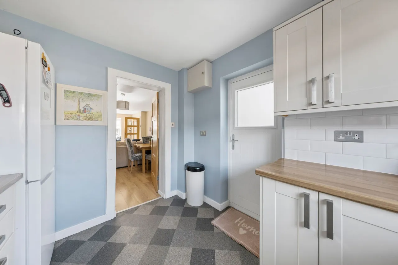 Winchester Avenue, Great Sankey, Warrington, Warrington, WA5 1XX, photo 5