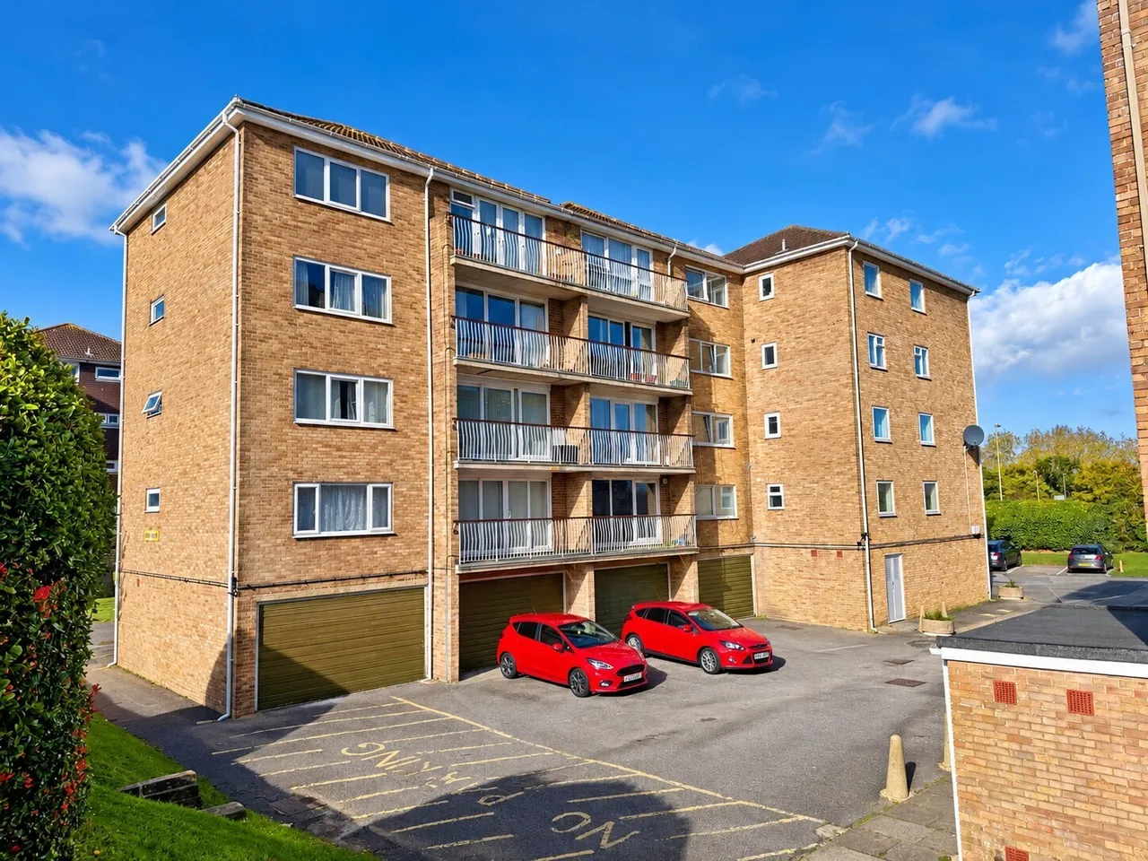 Gale Moor Avenue, Gosport, PO12, photo 9
