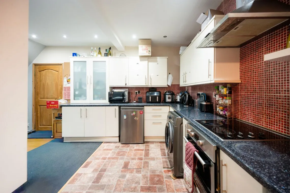 Beech Hill Lane, Wigan, WN6, photo 10