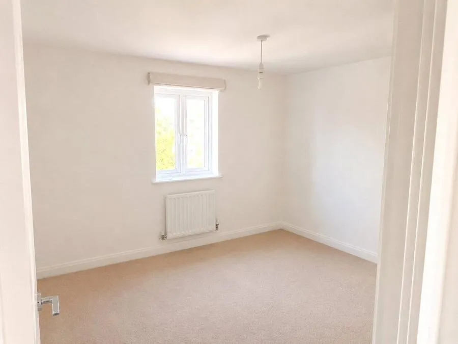 Skylark Way, Burgess Hill, RH15, photo 7