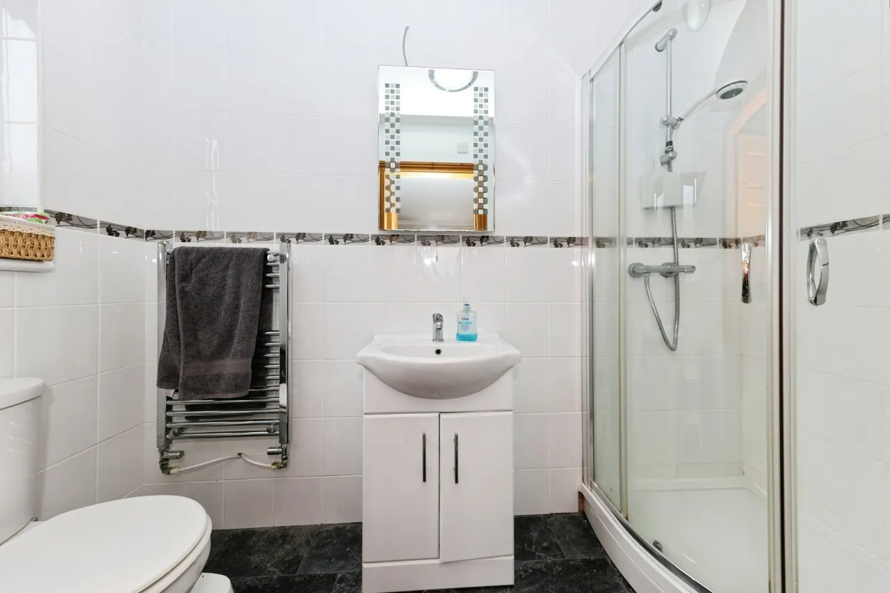 Llanfynydd, Carmarthen, SA32, photo 10