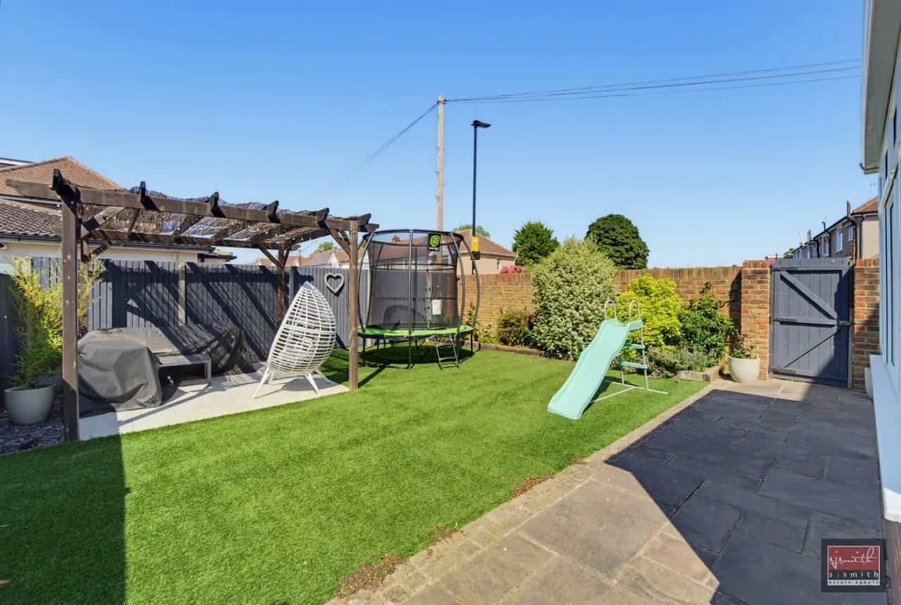 Denison Road, Feltham, photo 12