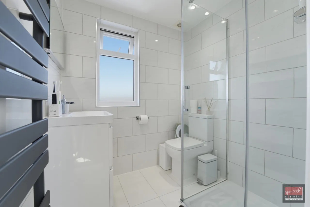Denison Road, Feltham, photo 11