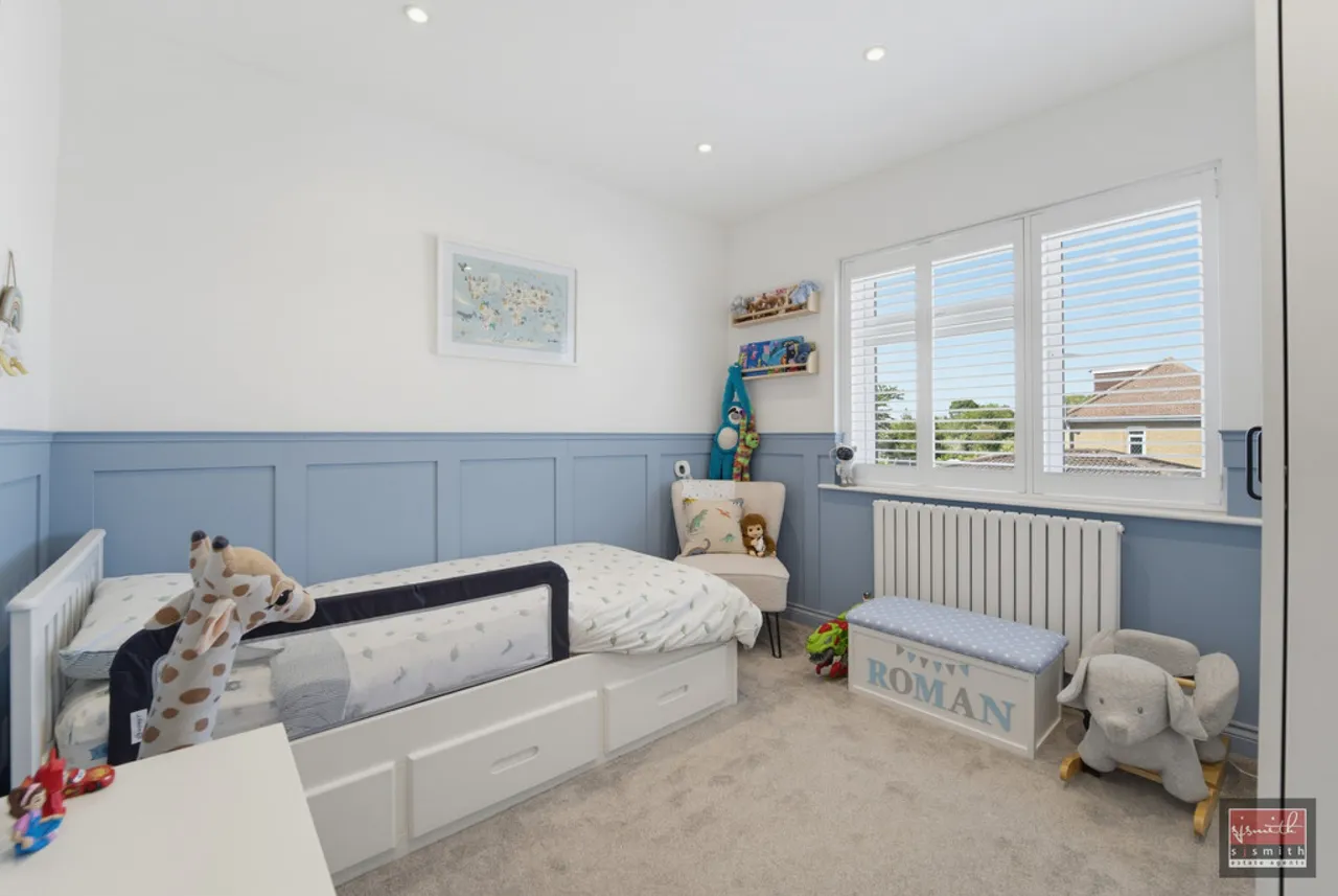 Denison Road, Feltham, photo 9