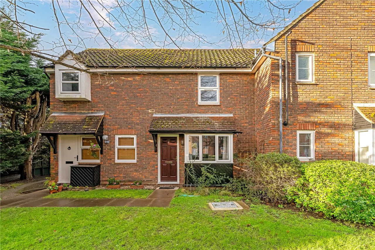 1 bed house for sale — Jonquil Gardens, Hampton, TW12 3RZ