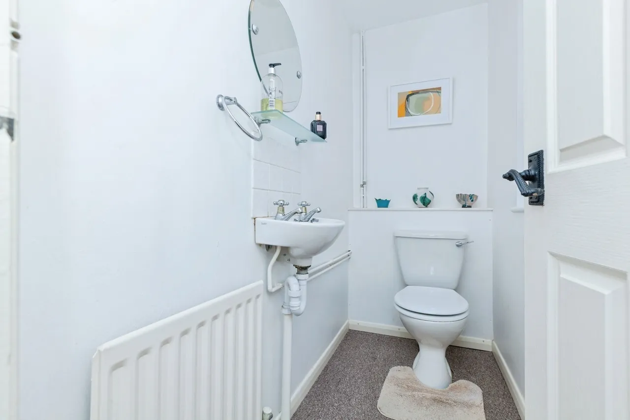 Quenby Crescent, Syston, LE7, photo 12