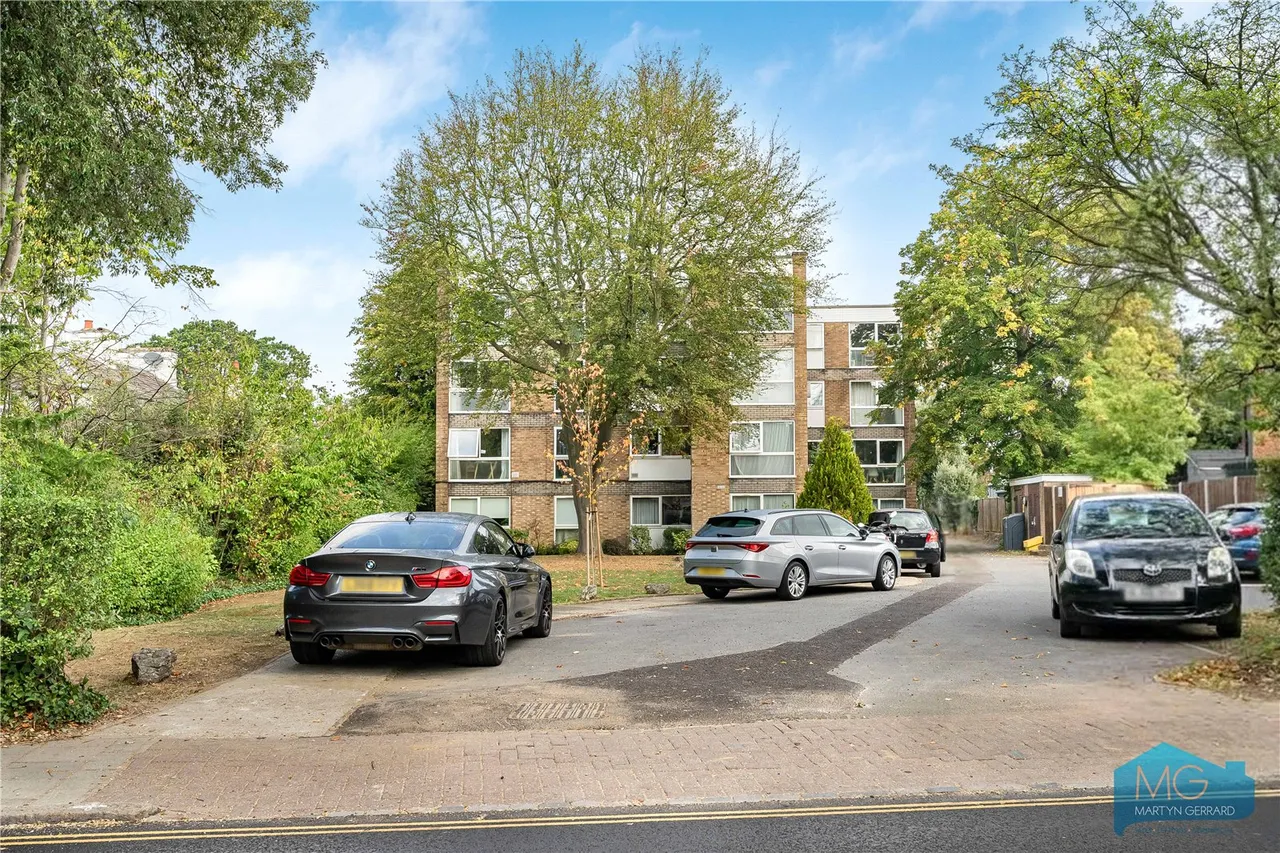 Fortis Green, London, N2, photo 8