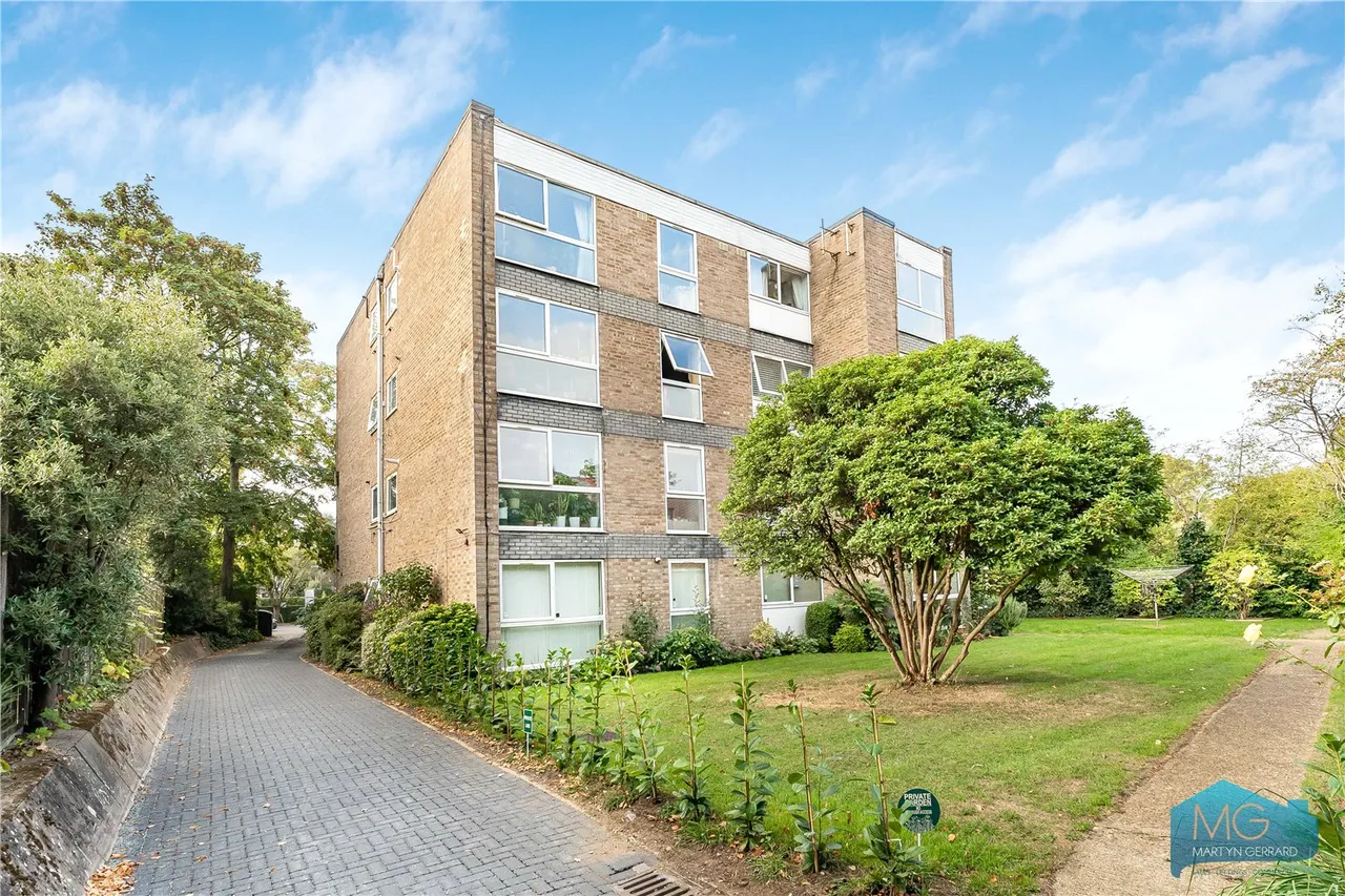 Fortis Green, London, N2, photo 11