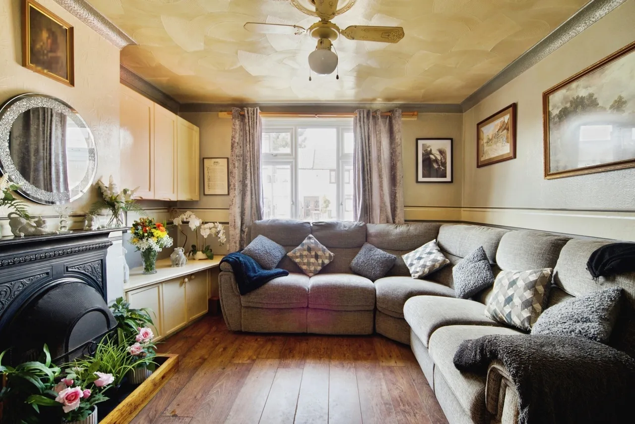 Rogers Road, Dagenham, RM10, photo 9