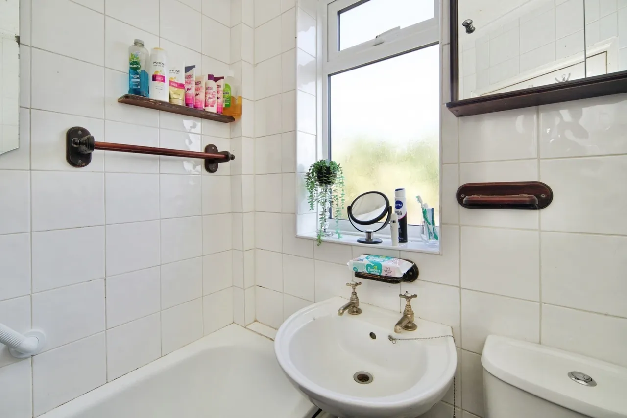 Rogers Road, Dagenham, RM10, photo 12
