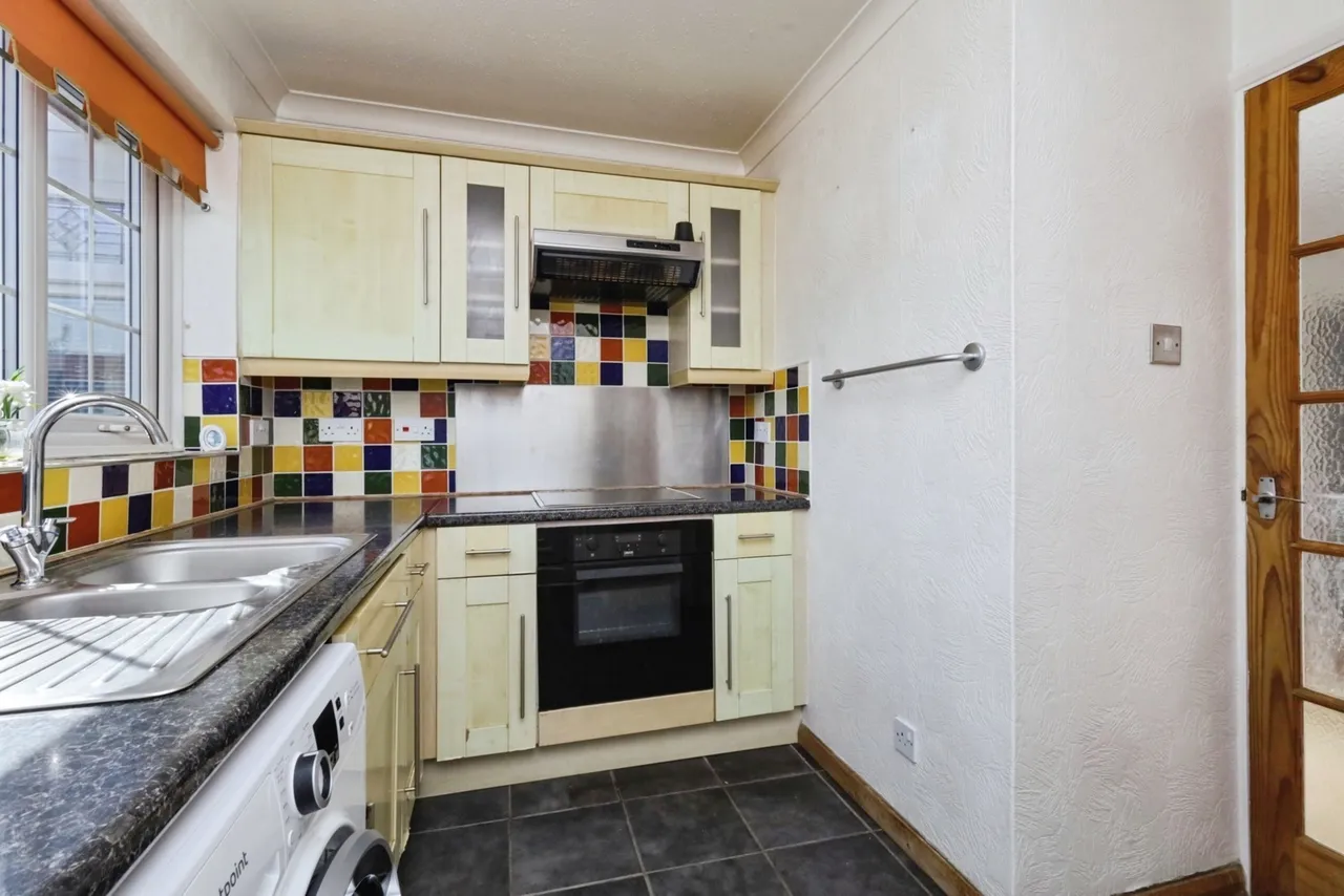 Tolkien Road, Eastbourne, BN23, photo 11