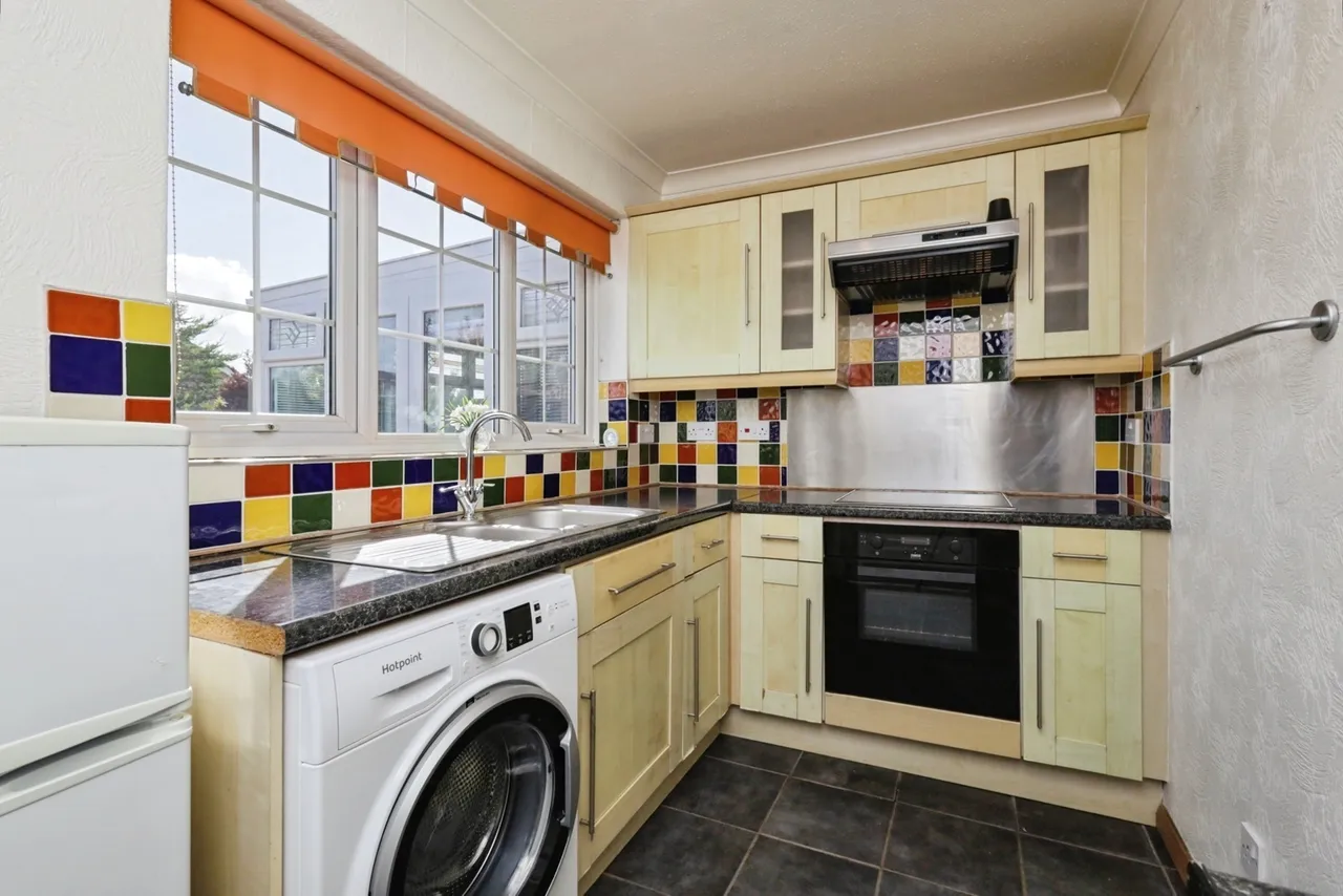 Tolkien Road, Eastbourne, BN23, photo 6
