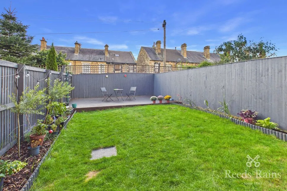 Weavers Close, Morley, LS27, photo 8