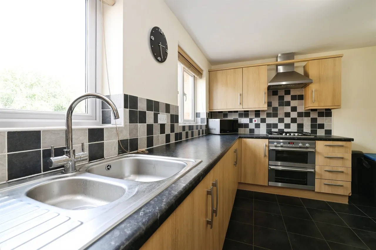 Lochem Road, Devizes, SN10, photo 7