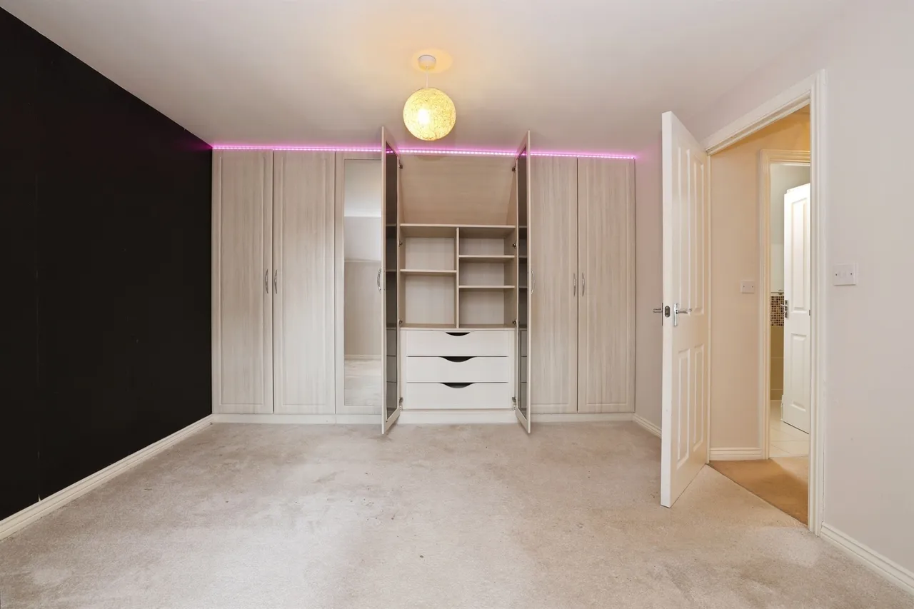 Lochem Road, Devizes, SN10, photo 19