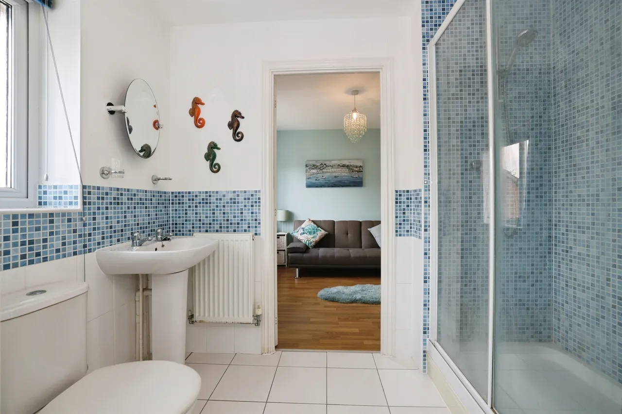 Lochem Road, Devizes, SN10, photo 16