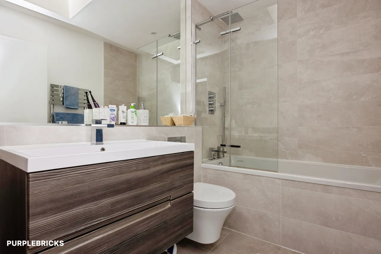 Meadowlands, Guildford, GU4, photo 18