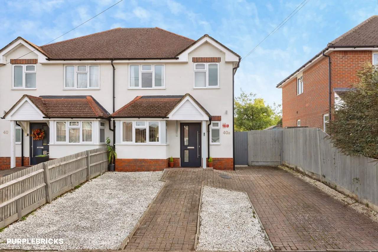 3 bed house for sale, Meadowlands, Guildford, GU4