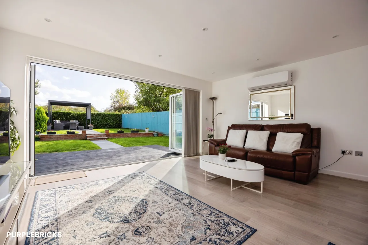Meadowlands, Guildford, GU4, photo 4