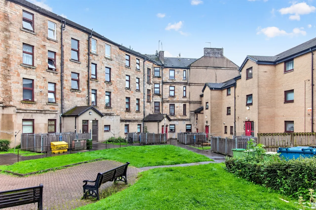 3 bed flat for sale — Cowlairs Road, GLASGOW