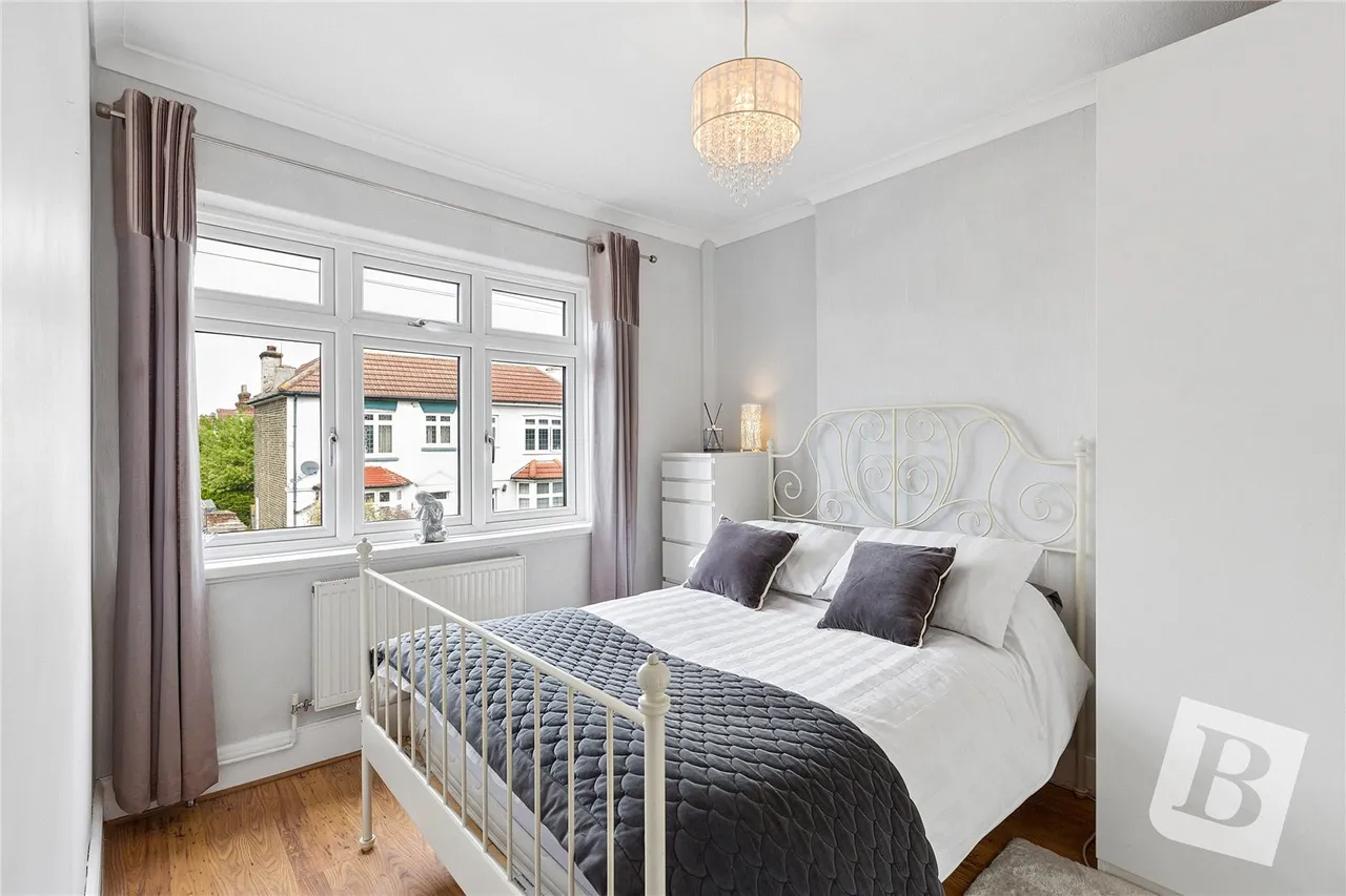 Sheringham Avenue, Romford, RM7, photo 12