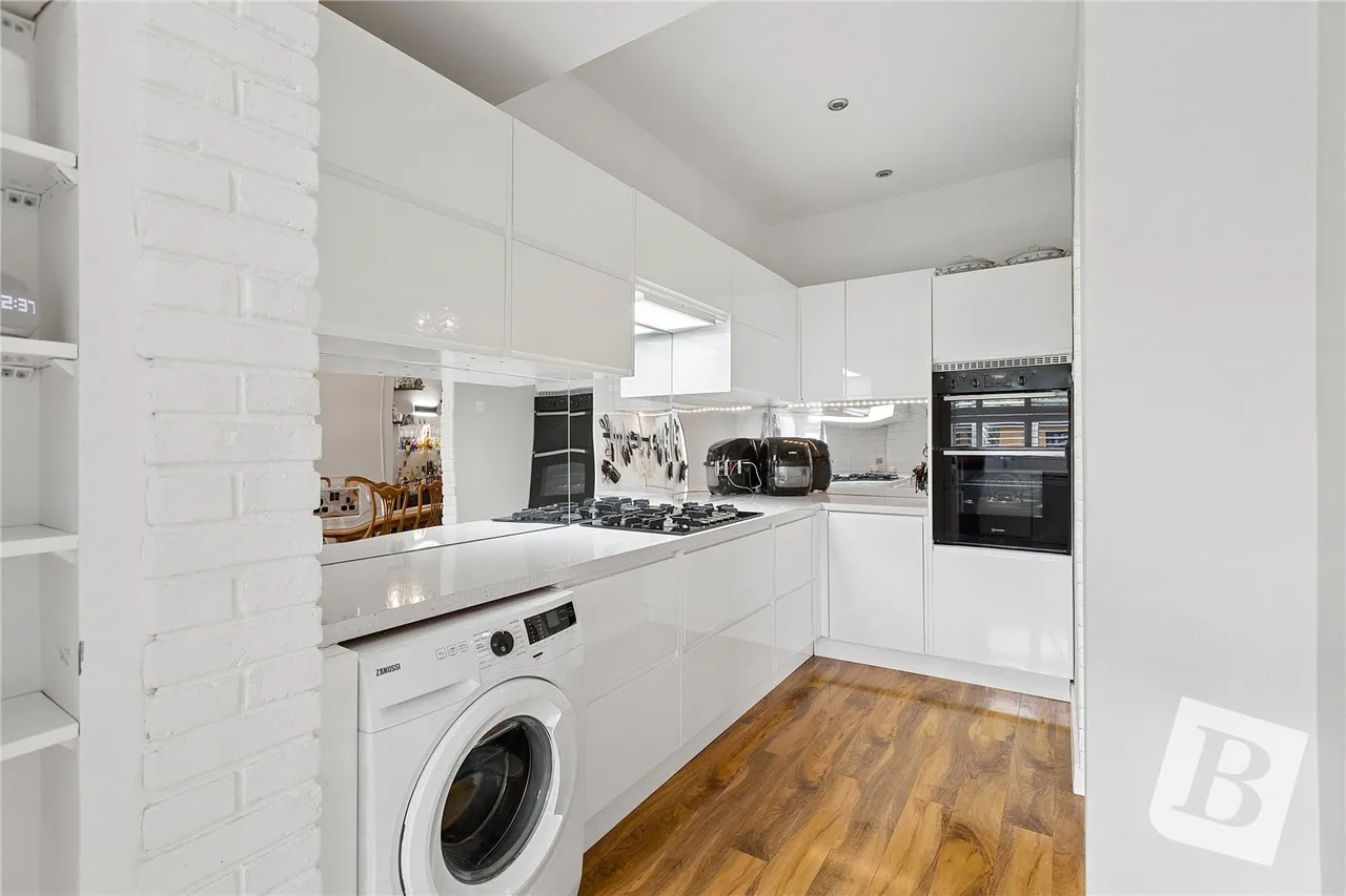 Sheringham Avenue, Romford, RM7, photo 4