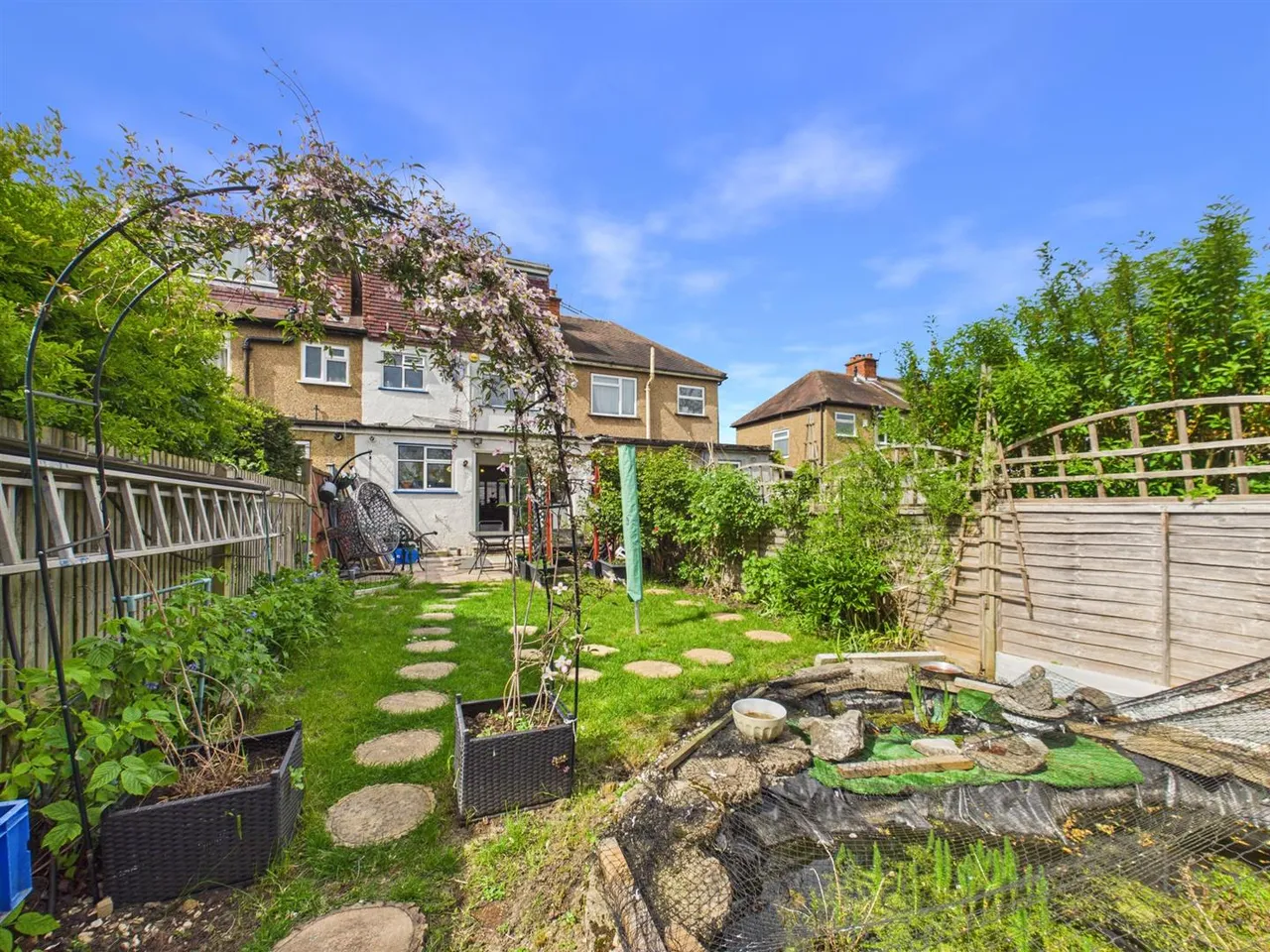 Dartmouth Road, Ruislip, HA4 0DE, photo 13