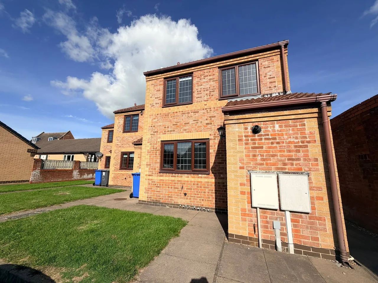 2 bed house to rent, Vincent Lane, Chesterfield, S40