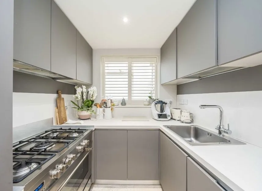 Milton Road, Hampton, TW12, photo 4