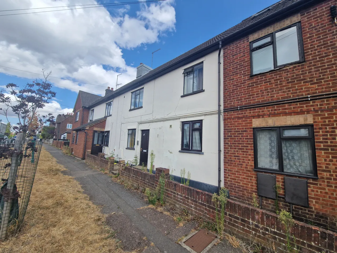 flat to rent — Radlett Road