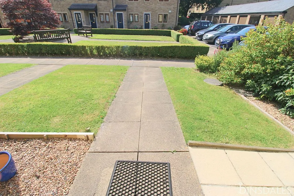Alan Court Thornton, Bradford BD13 3JU, photo 8