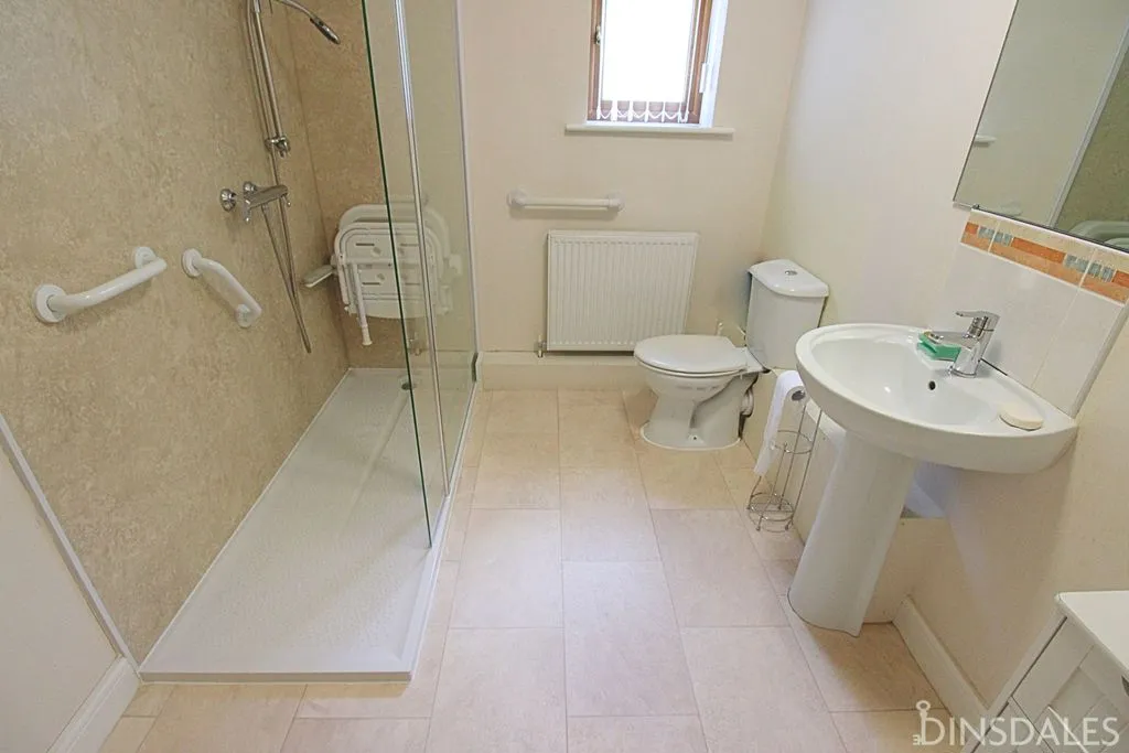 Alan Court Thornton, Bradford BD13 3JU, photo 4