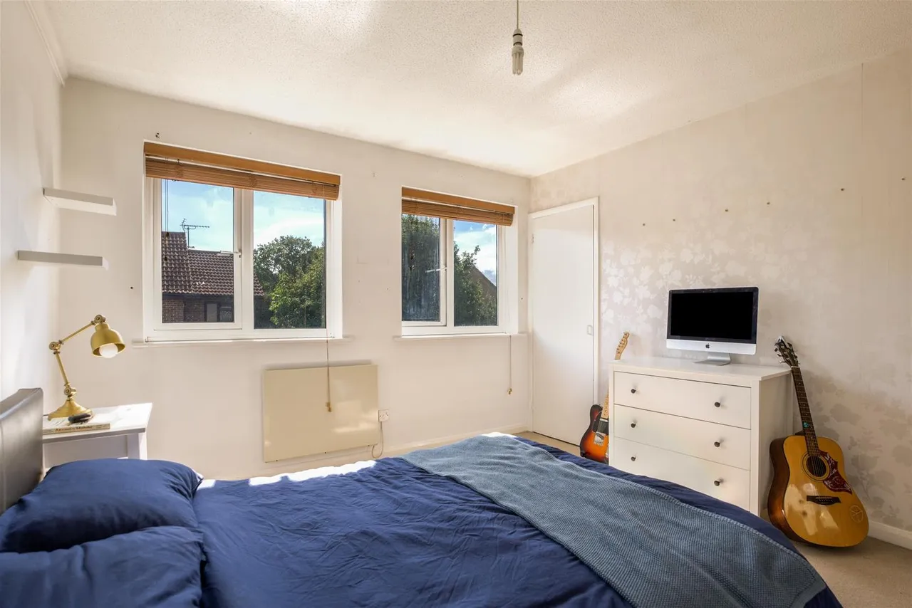 Acorn Avenue, Horsham, RH13, photo 15