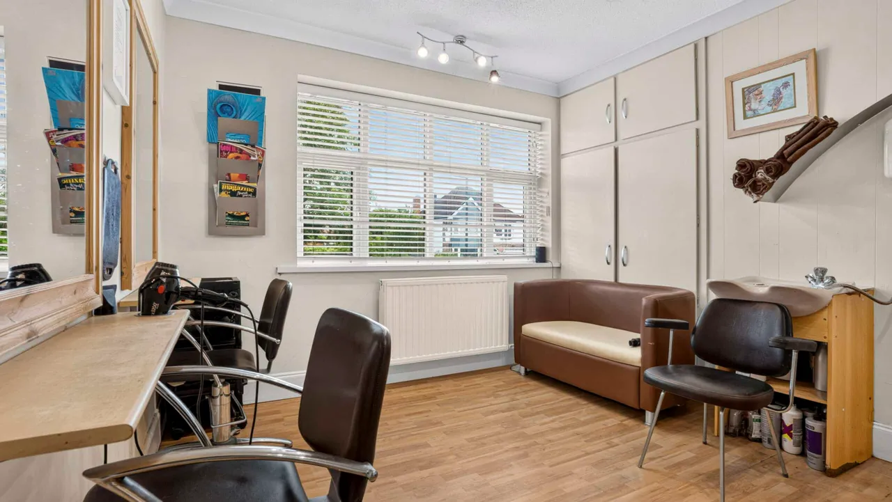 Buxton Road, Sutton Coldfield, Sutton Coldfield, B73 5RR, photo 20