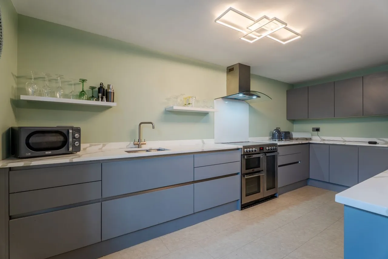 Hillsborough Terrace, Ilfracombe, EX34, photo 8