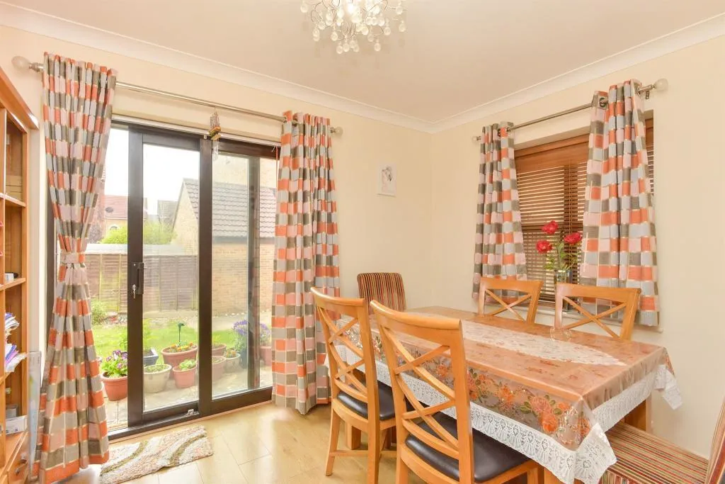 Levens Hall Drive, Westcroft, MK4, photo 9