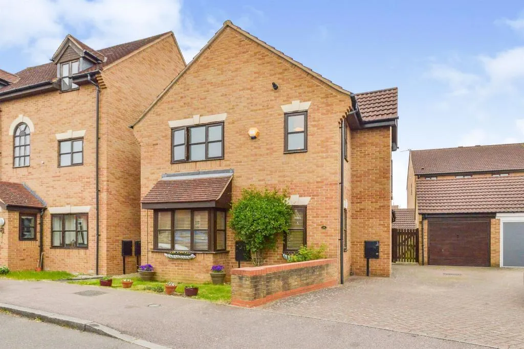 4 bed house for sale, Levens Hall Drive, Westcroft, MK4