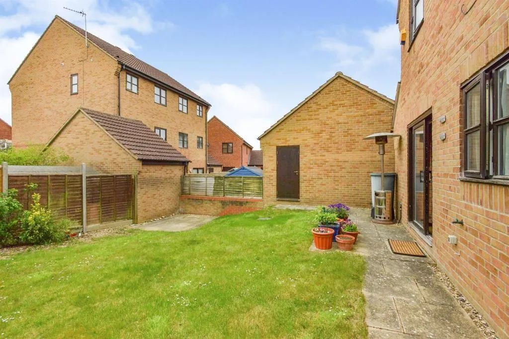 Levens Hall Drive, Westcroft, MK4, photo 12