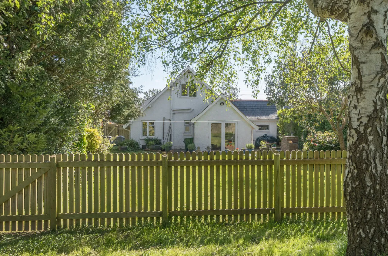 4 bed property for sale, Phillipps Avenue, Exmouth, EX8