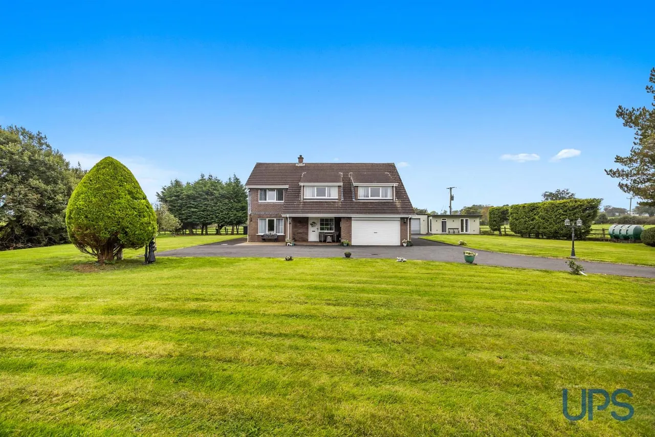 4 bed house for sale, Ballydonaghy Road, Dundrod, BT29