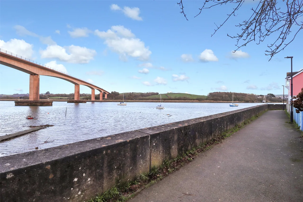 Riverside Court, Bideford, EX39, photo 5