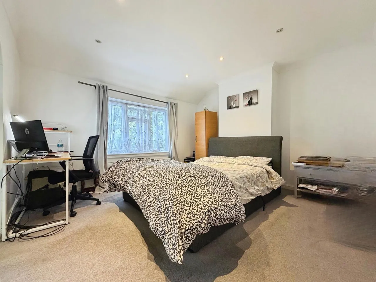 High Street, Farnborough, Hampshire, GU14 6HP, photo 7
