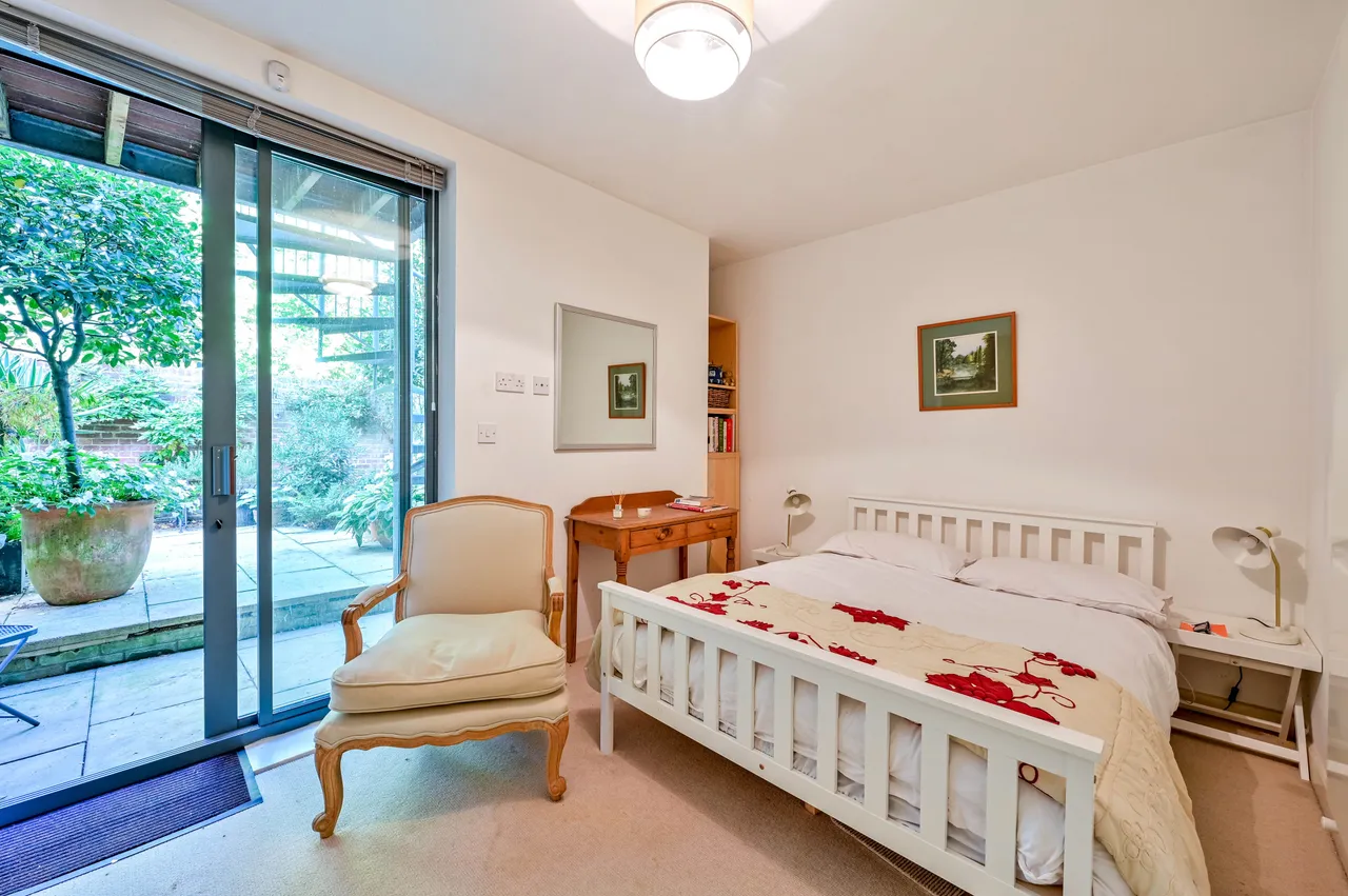 London, SW15, photo 14