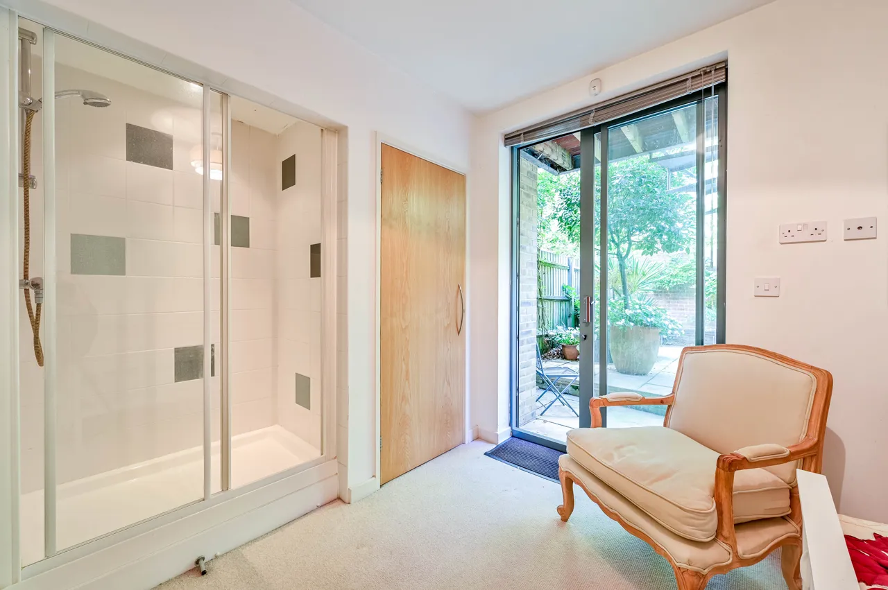 London, SW15, photo 11